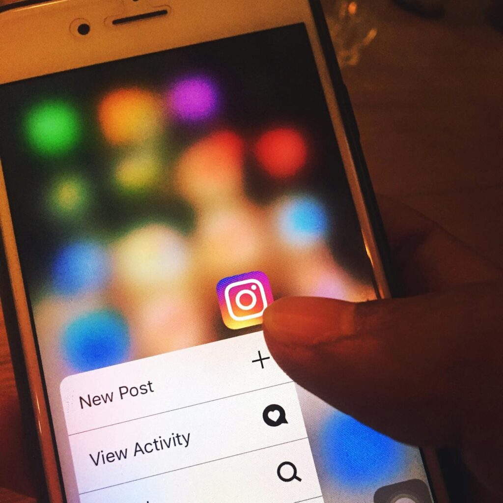 Can_social_media_make_you_target_for_breakins